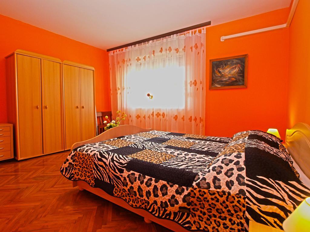 Apartment Snezana 1200 Фажана Экстерьер фото